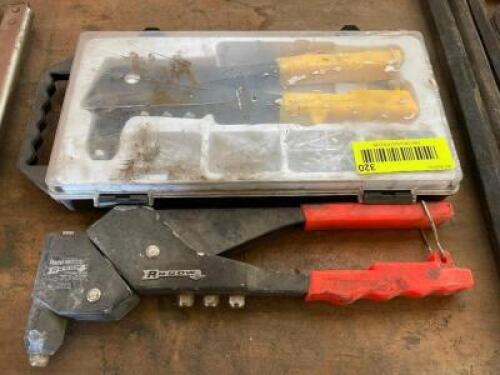 DESCRIPTION: (2) ASSORTED HAND HELD RIVETERS THIS LOT IS: SOLD BY THE PIECE. LOCATION SHOP QTY: 2