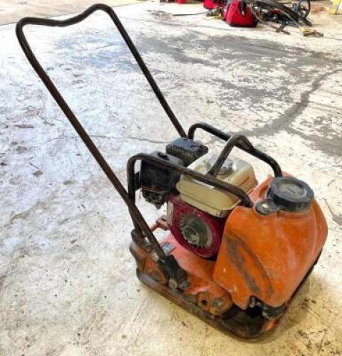 DESCRIPTION: MIKASA MVC-83GH PLATE COMPACTOR BRAND/MODEL: MIKASA MVC-83GH LOCATION: WAREHOUSE QTY: 1