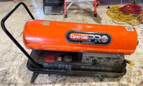 DESCRIPTION: DYNA-GLO PRO 135,000 BTU KEROSENE HEATER (NO WHEELS) BRAND/MODEL: DYNA-GLO LOCATION: WAREHOUSE QTY: 1
