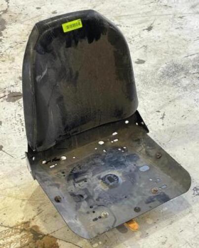 DESCRIPTION: LAWN MOWER SEAT THIS LOT IS: ONE MONEY QTY: 1