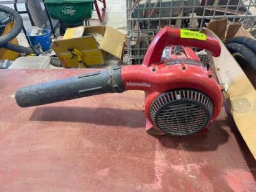 DESCRIPTION: HOMELITE GAS POWERED LEAF BLOWER ADDITIONAL INFORMATION: HAS COMPRESSION LOCATION SHOP QTY: 1