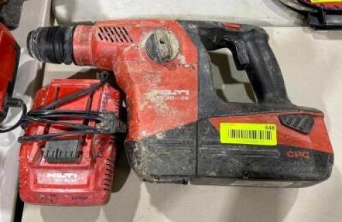 DESCRIPTION: CORDLESS ROTARY HAMMER DRILL KIT BRAND/MODEL: HILTI TE 30-A36 QTY: 1