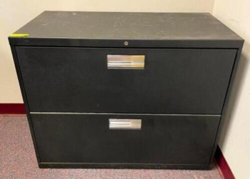 DESCRIPTION: 2-DRAWER FILING CABINET SIZE: 36"X19"X28" QTY: 1