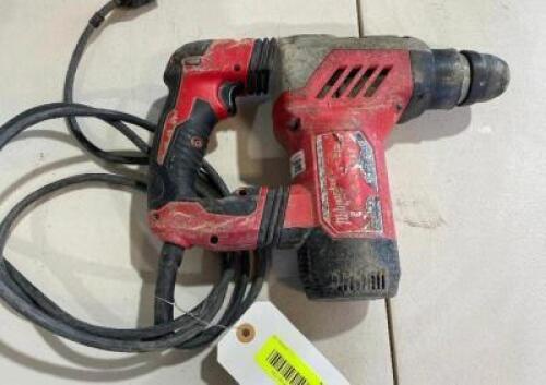 DESCRIPTION: MILWAUKEE 1 1/8" DEMO HAMMER. BRAND/MODEL: MILWAUKEE 5268-21 LOCATION: SHOP QTY: 1