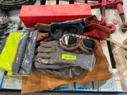 DESCRIPTION: (1) LOT OF ASSORTED WELDING APPAREL LOCATION: SHOP QTY: 1