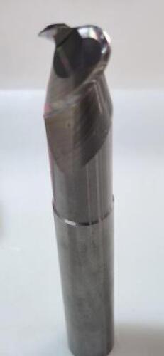 DESCRIPTION: (3) HIGH PERFORMANCE CARBIDE REDUCED NECK 2 FLUTE END MILL BRAND/MODEL: DATAFLUTE HSMM20750.060R RETAIL$: 222.78 SIZE: 3/4" CUT/SHANK DIA