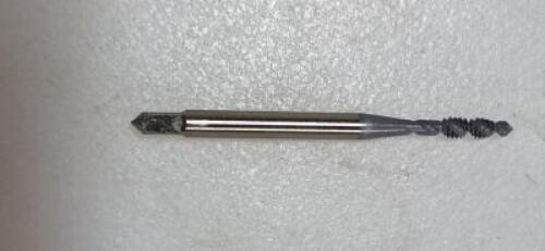 DESCRIPTION: (2) HSS ELECTRALUBE FINISH SPIRAL FLUTE TAP BRAND/MODEL: OSG 65018442 RETAIL$: 30.47 SIZE: #4-40 UNC QTY: 2
