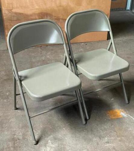 FOLDING CHAIR SET