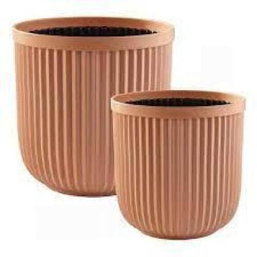 DESCRIPTION: (2) POTTERS BRAND/MODEL: BETTER HOMES AND GARDENS INFORMATION: TERRACOTTA RETAIL$: $33.43 TOTAL SIZE: 12"/16" QTY: 2