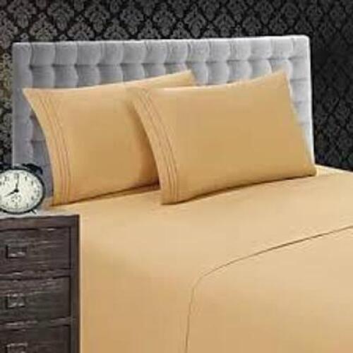 DESCRIPTION: (1) BED SET BRAND/MODEL: ELEGANT COMFORT INFORMATION: GOLD RETAIL$: $30.00 EA SIZE: KING QTY: 1