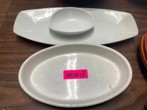 DESCRIPTION: (3) ASSORTED PLATTERS. LOCATION: BAY 6 THIS LOT IS: ONE MONEY QTY: 1
