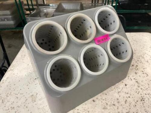 DESCRIPTION: VOLLRATH SIX GROUP SILVERWARE CADDY BRAND / MODEL: VOLLRATH 52644 LOCATION: BAY 6 QTY: 1