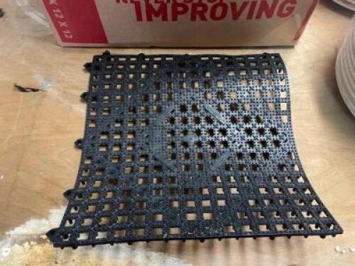 DESCRIPTION: (12) 12" X 12" PLASTIC SQUARE BAR MATS LOCATION: BAY 6 THIS LOT IS: ONE MONEY QTY: 1