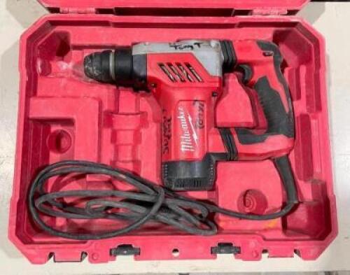 DESCRIPTION: 1-1/8" SDS PLUS ROTARY HAMMER BRAND/MODEL: MILWAUKEE LOCATION: WAREHOUSE QTY: 1