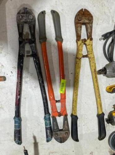 DESCRIPTION: (3) BOLT CUTTERS LOCATION: WAREHOUSE QTY: 3