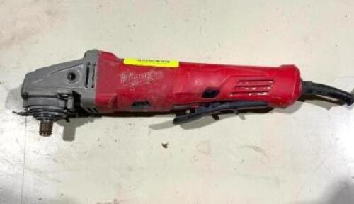 DESCRIPTION: 4-1/2" ELECTRIC ANGLE GRINDER BRAND/MODEL: MILWAUKEE 6142-30 LOCATION: WAREHOUSE QTY: 1