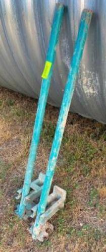 DESCRIPTION: (2) JACK JAW FENCE TOOLS LOCATION: SPACE CENTER QTY: 2