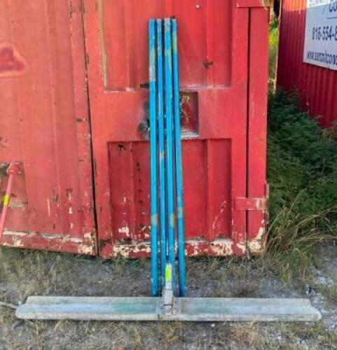 DESCRIPTION: 6' FLOAT BLADE WITH EXTENSION POLES AS SHOWN LOCATION: SPACE CENTER QTY: 1