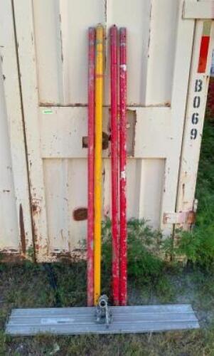 DESCRIPTION: 4' FLOAT BLADE WITH EXTENSION POLES AS SHOWN LOCATION: SPACE CENTER QTY: 1