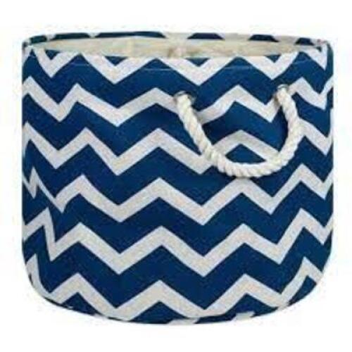 DESCRIPTION: (1) ROUND STORAGE BIN BRAND/MODEL: DESIGN IMPORTS #CAMZ10059 INFORMATION: BLUE AND WHITE RETAIL$: $13.92 EA SIZE: LARGE, 15"X 16", 3.5 GA