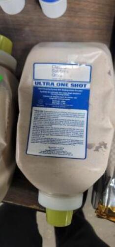 DESCRIPTION: (2) GLASS C SOLUTIONS ULTRA ONE SHOT HAND CLEANER REFILL BRAND/MODEL: GLASS C SOLUTIONS/BD1540 INFORMATION: BIODEGRADABLE SCRUBBING HAND