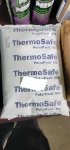 DESCRIPTION: (2) REFRIGERANT GEL PACKS BRAND/MODEL: THERMOSAFE POLAR PACK QTY: 2