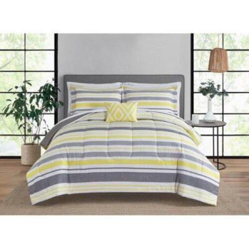 DESCRIPTION: GREY AND YELLOW STRIP 8-PIECE BED IN A BAG COMFTER SETE BRAND/MODEL: MAINSTAYS RETAIL: $44.98 SIZE: QUEEN LOCATION: SHOWROOM 1 QTY: 1