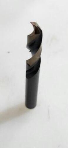 DESCRIPTION: (4) PACKS OF (12) HSS STUB DRILL BITS BRAND/MODEL: KFD KFDST1/4 RETAIL$: $17.52EA SIZE: 1/4" QTY: 4