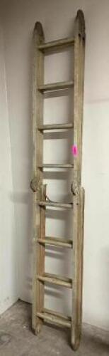 DESCRIPTION: 16' ALUMINUM EXTENSION LADDER LOCATION: SHOWROOM #2 QTY: 1