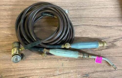 DESCRIPTION: TORCH / WELDING ACCESSORIES AS SHOWN LOCATION: SHOWROOM #2 QTY: 1