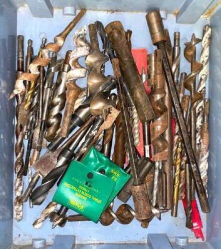 DESCRIPTION: ASSORTED DRILL BITS AS SHOWN LOCATION: SHOWROOM #2 QTY: 1