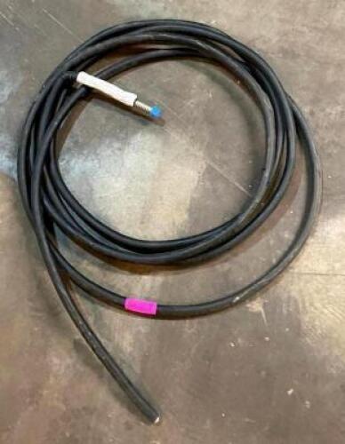 DESCRIPTION: COUNTERSTRIKE GAS HOSE BRAND/MODEL: TRACPIPE LOCATION: SHOWROOM 2 QTY: 1