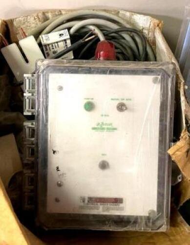 DESCRIPTION: OIL SMART PUMP SWITCH BRAND/MODEL: ZOELLER 10-1727 LOCATION: SHOWROOM 2 QTY: 1