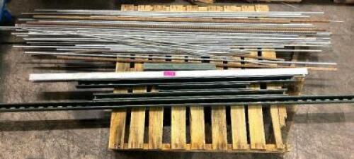 DESCRIPTION: PALLET AND CONTENTS - ASSORTED THREADED ROD AND METAL POSTS. LOCATION: WAREHOUSE THIS LOT IS: ONE MONEY QTY: 1