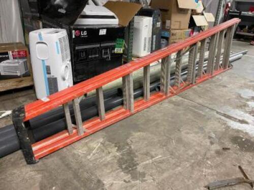 DESCRIPTION: LOUISVILLE 10' FIBERGLASS LADDER BRAND / MODEL: FS1510 ADDITIONAL INFORMATION 300 LB. CAPACITY, TYPE 1A SIZE 10' LOCATION: WAREHOUSE QTY: