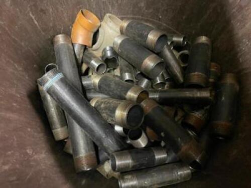 DESCRIPTION: CAN AND CONTENTS - ASSORTED STEEL PIPE FITTINGS. LOCATION: WAREHOUSE THIS LOT IS: ONE MONEY QTY: 1