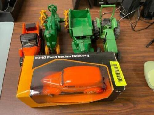DESCRIPTION: (5) ASSORTED METAL TRACTOR AND TRUCK MODELS. LOCATION: SHR2 THIS LOT IS: ONE MONEY QTY: 1