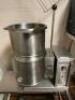 MARKET FORGET 20 QT ELECTRIC TILT KETTLE. - 2