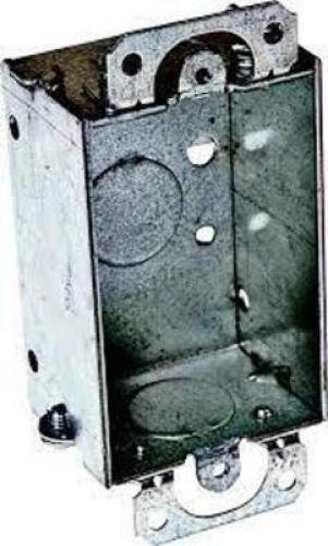 DESCRIPTION: (1) CASE OF (10) STEEL SWITCH BOX BRAND/MODEL: RACO #050169004005 RETAIL$: $50.00 EA QTY: 1