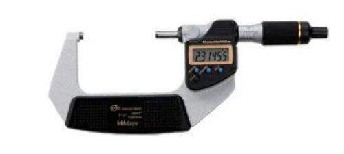 DESCRIPTION: (1) CARBIDE TIPPED IP65 QUANTUMIKE ELECTRONIC OUTSIDE MICROMETER BRAND/MODEL: MITUTOYO 293-187-30 RETAIL$: 328.57 SIZE: 2"MIN QTY: 1