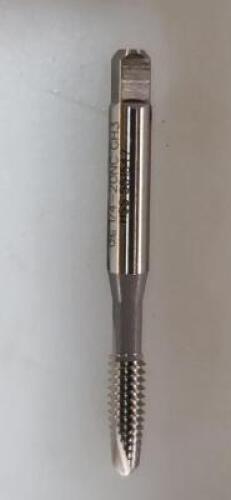 DESCRIPTION: (10) HSS SPIRAL POINT TAPS BRAND/MODEL: OSG 1230000 RETAIL$: $9.40 EA SIZE: 1/4-20 QTY: 10