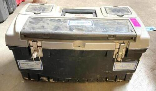 DESCRIPTION: 21" PLASTIC TOOL BOX LOCATION: SHOWROOM #2 QTY: 1