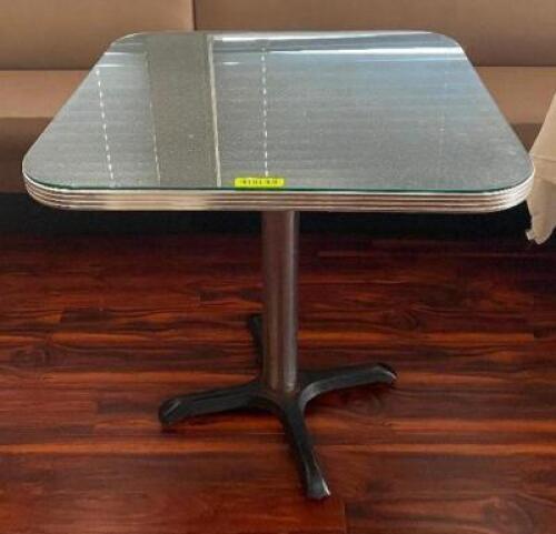 NAME: 29.5" DINING TABLE WITH GLASS PANEL TOP DESCRIPTION: 29.5" DINING TABLE WITH GLASS PANEL TOP ADDITIONAL INFORMATION: TABLE CLOTH NOT INCLUDED. C
