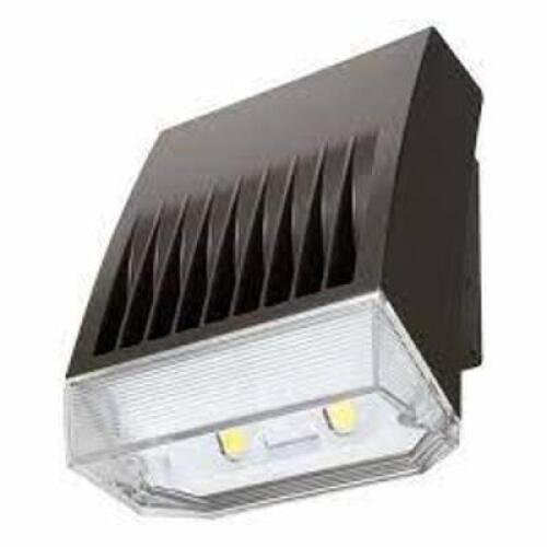 DESCRIPTION: (1) WALL MOUNT REFRACTIVE LENS BRAND/MODEL: CROSSTOUR MAXX RETAIL$: $464.30 EA QTY: 1