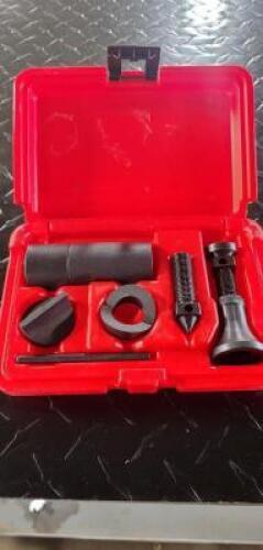 DESCRIPTION (1) SPI JACK SCREW SET BRAND/MODEL 64914203 ADDITIONAL INFORMATION RETAIL $ 37.12 SIZE 1000 LB CAP. THIS LOT IS ONE MONEY QTY 1