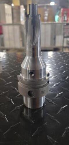DESCRIPTION (1) GUHRING 21MM DIA. 4 FLUTE REAMER IN TOOL HOLDER ADDITIONAL INFORMATION MUST INSPECT THIS LOT IS ONE MONEY QTY 1
