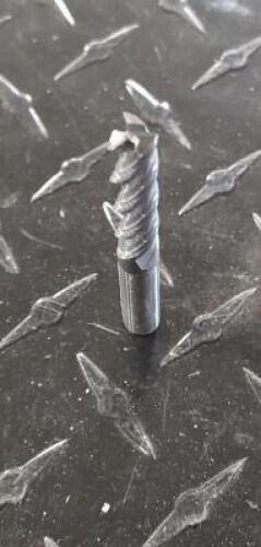 DESCRIPTION (6) DESTINY TOOL 5/16" DIAMETER, 3 FLUTE END MILL BRAND/MODEL DESTINY/V32018S ADDITIONAL INFORMATION RETAIL $ 55.00 EACH, STEALTH COATED,