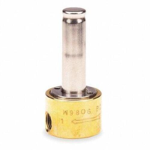 DESCRIPTION: (4) STEAM SOLENOID VALVE LESS COIL BRAND/MODEL: DAYTON #2CZZ6 RETAIL$: $84.77 EA SIZE: 1/8" PIPE SIZE QTY: 4