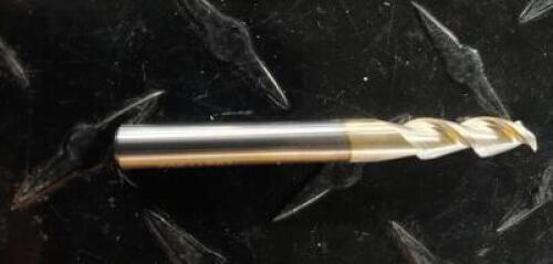 DESCRIPTION (3) ACCCUPRO SOLID CARBIDE CORNER RADIUS ENDMILL BRAND/MODEL 76004662 ADDITIONAL INFORMATION RETAIL $ 48.35 THIS LOT IS SOLD BY THE PIECE