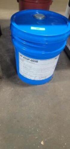 DESCRIPTION: (1) METALWORKING FLUID CONCENTRATE BRAND/MODEL: VP-855P-005B RETAIL$: $138.59 EA SIZE: 5 GALLON QTY: 1